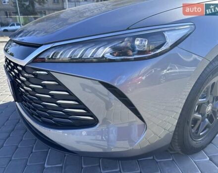 Серый БИД Qin Plus, объемом двигателя 1.5 л и пробегом 1 тыс. км за 19500 $, фото 5 на Automoto.ua
