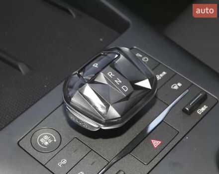 Сірий БІД Qin Plus, об'ємом двигуна 1.5 л та пробігом 1 тис. км за 17500 $, фото 13 на Automoto.ua