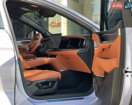 Синий БИД Sea Lion 07, объемом двигателя 0 л и пробегом 15 тыс. км за 30300 $, фото 5 на Automoto.ua