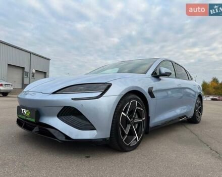 Серый БИД Seal, объемом двигателя 0 л и пробегом 45 тыс. км за 25500 $, фото 6 на Automoto.ua