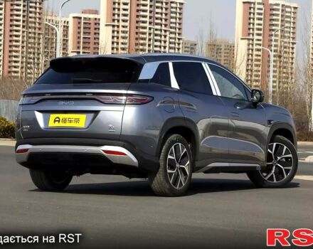 Серый БИД Song, объемом двигателя 1.5 л и пробегом 8 тыс. км за 29000 $, фото 3 на Automoto.ua