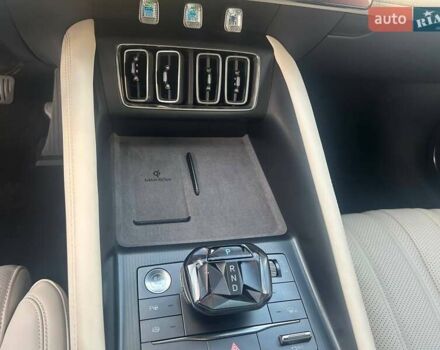 Белый БИД Song L, объемом двигателя 0 л и пробегом 13 тыс. км за 32200 $, фото 22 на Automoto.ua