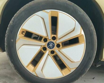 Белый БИД Song L, объемом двигателя 0 л и пробегом 6 тыс. км за 27500 $, фото 12 на Automoto.ua