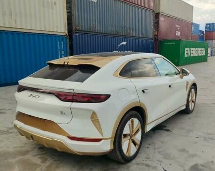 Белый БИД Song L, объемом двигателя 0 л и пробегом 6 тыс. км за 27500 $, фото 4 на Automoto.ua