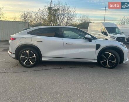 Белый БИД Song L, объемом двигателя 0 л и пробегом 13 тыс. км за 32200 $, фото 3 на Automoto.ua