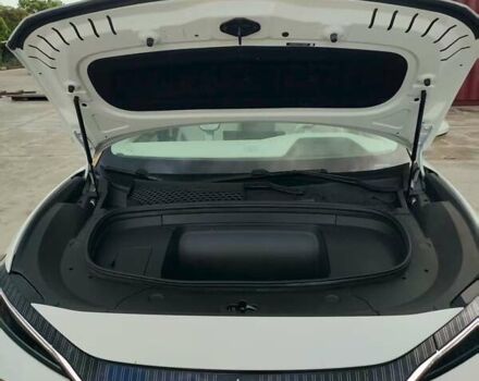 Белый БИД Song L, объемом двигателя 0 л и пробегом 6 тыс. км за 27500 $, фото 2 на Automoto.ua