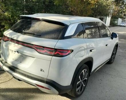 Белый БИД Song L, объемом двигателя 1.5 л и пробегом 20 тыс. км за 28500 $, фото 5 на Automoto.ua