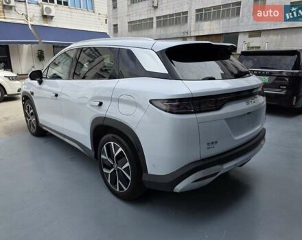 Белый БИД Song L, объемом двигателя 1.5 л и пробегом 8 тыс. км за 29900 $, фото 5 на Automoto.ua