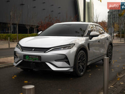 Білий БІД Song L, об'ємом двигуна 0 л та пробігом 88 тис. км за 36000 $, фото 1 на Automoto.ua