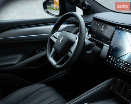 Черный БИД Song L, объемом двигателя 0 л и пробегом 4 тыс. км за 36000 $, фото 35 на Automoto.ua