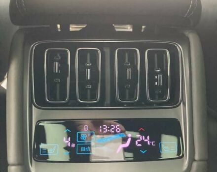 Серый БИД Song L, объемом двигателя 0 л и пробегом 1 тыс. км за 31500 $, фото 34 на Automoto.ua