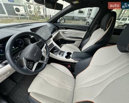 Белый БИД Song Plus, объемом двигателя 0 л и пробегом 31 тыс. км за 25500 $, фото 11 на Automoto.ua