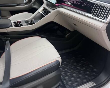 Білий БІД Song Plus, об'ємом двигуна 0 л та пробігом 25 тис. км за 25900 $, фото 13 на Automoto.ua