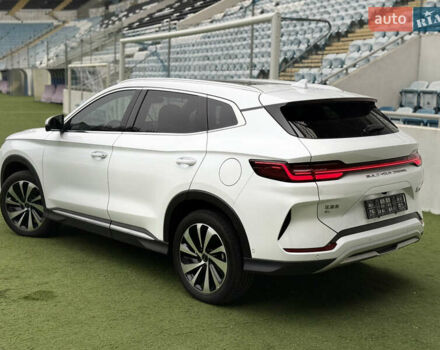 Білий БІД Song Plus, об'ємом двигуна 0 л та пробігом 9 тис. км за 25900 $, фото 8 на Automoto.ua