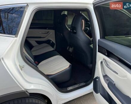 Белый БИД Song Plus, объемом двигателя 0 л и пробегом 67 тыс. км за 24900 $, фото 8 на Automoto.ua