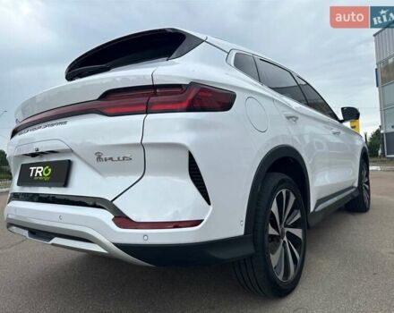 Белый БИД Song Plus, объемом двигателя 0 л и пробегом 31 тыс. км за 25500 $, фото 3 на Automoto.ua