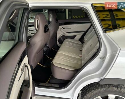 Белый БИД Song Plus, объемом двигателя 0 л и пробегом 1 тыс. км за 28500 $, фото 6 на Automoto.ua