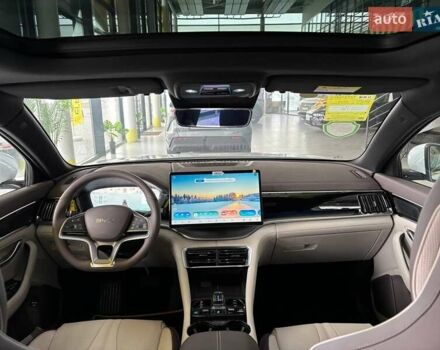 Белый БИД Song Plus, объемом двигателя 0 л и пробегом 1 тыс. км за 28500 $, фото 5 на Automoto.ua