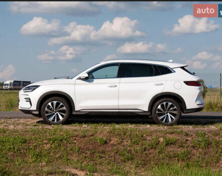 БИД Song Plus 2024 в Днепре (Днепропетровске) на Automoto.ua Белый БИД Song Plus, объемом двигателя 0 л и пробегом 1 тыс. км за 28000 $, фото 3 на Automoto.ua