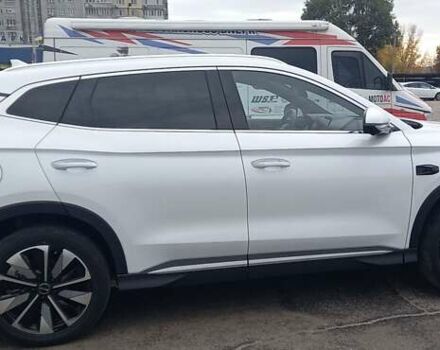 Белый БИД Song Plus, объемом двигателя 0 л и пробегом 1 тыс. км за 28800 $, фото 1 на Automoto.ua