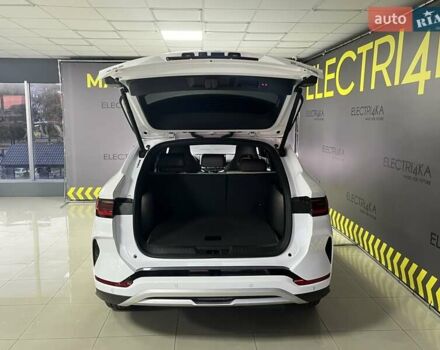 Белый БИД Song Plus, объемом двигателя 0 л и пробегом 1 тыс. км за 27000 $, фото 3 на Automoto.ua