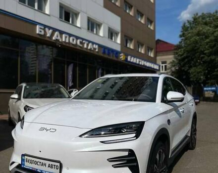 Белый БИД Song Plus, объемом двигателя 0 л и пробегом 1 тыс. км за 26899 $, фото 4 на Automoto.ua