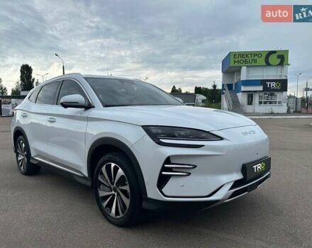 Белый БИД Song Plus, объемом двигателя 0 л и пробегом 31 тыс. км за 25500 $, фото 1 на Automoto.ua