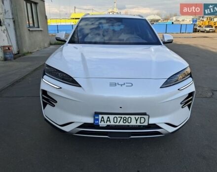 Белый БИД Song Plus, объемом двигателя 0 л и пробегом 24 тыс. км за 26000 $, фото 1 на Automoto.ua