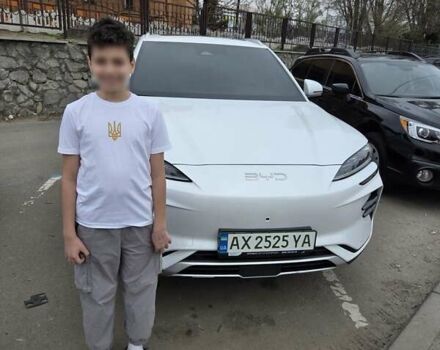 Белый БИД Song Plus, объемом двигателя 0 л и пробегом 25 тыс. км за 27000 $, фото 1 на Automoto.ua