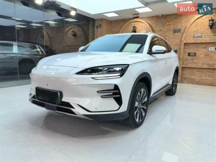 БИД Song Plus 2025 в Киеве на Automoto.ua Белый БИД Song Plus, объемом двигателя 0 л и пробегом 1 тыс. км за 25200 $, фото 1 на Automoto.ua