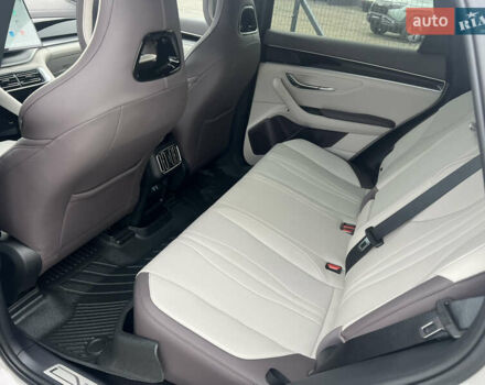 Бежевый БИД Song Plus, объемом двигателя 0 л и пробегом 1 тыс. км за 30000 $, фото 20 на Automoto.ua