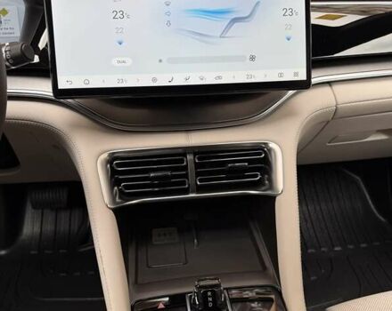 Бежевый БИД Song Plus, объемом двигателя 0 л и пробегом 1 тыс. км за 28000 $, фото 9 на Automoto.ua