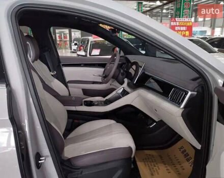 Бежевий БІД Song Plus, об'ємом двигуна 0 л та пробігом 1 тис. км за 27200 $, фото 8 на Automoto.ua