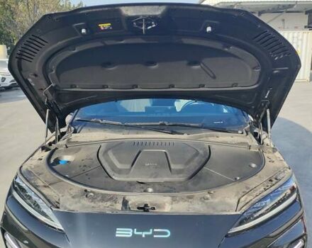 Черный БИД Song Plus, объемом двигателя 1.5 л и пробегом 23 тыс. км за 28500 $, фото 1 на Automoto.ua