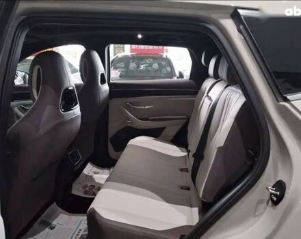 БИД Song Plus, объемом двигателя 0 л и пробегом 1 тыс. км за 27200 $, фото 9 на Automoto.ua