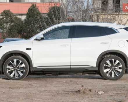 БИД Song Plus, объемом двигателя 1.5 л и пробегом 0 тыс. км за 31700 $, фото 4 на Automoto.ua