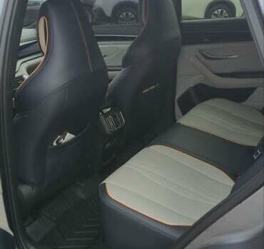 Серый БИД Song Plus, объемом двигателя 0 л и пробегом 85 тыс. км за 21000 $, фото 5 на Automoto.ua