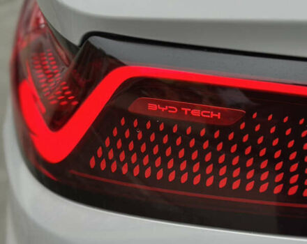 Сірий БІД Song Plus, об'ємом двигуна 0 л та пробігом 26 тис. км за 25900 $, фото 6 на Automoto.ua