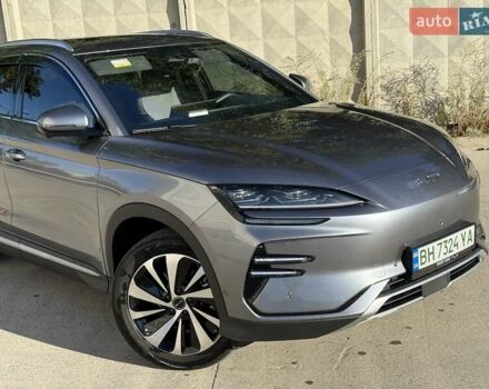 Серый БИД Song Plus, объемом двигателя 0 л и пробегом 22 тыс. км за 28500 $, фото 2 на Automoto.ua