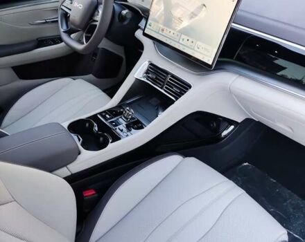 Серый БИД Song Plus, объемом двигателя 0 л и пробегом 6 тыс. км за 27800 $, фото 11 на Automoto.ua