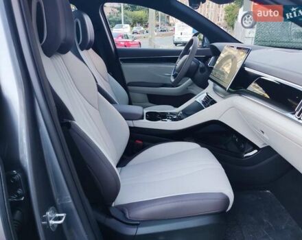 Серый БИД Song Plus, объемом двигателя 0 л и пробегом 6 тыс. км за 27800 $, фото 15 на Automoto.ua