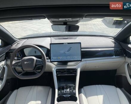 Серый БИД Song Plus, объемом двигателя 1.5 л и пробегом 6 тыс. км за 29200 $, фото 6 на Automoto.ua