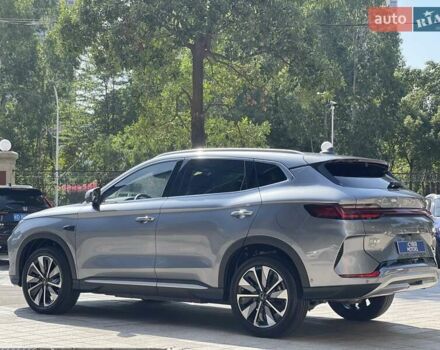 Серый БИД Song Plus, объемом двигателя 1.5 л и пробегом 6 тыс. км за 29200 $, фото 3 на Automoto.ua