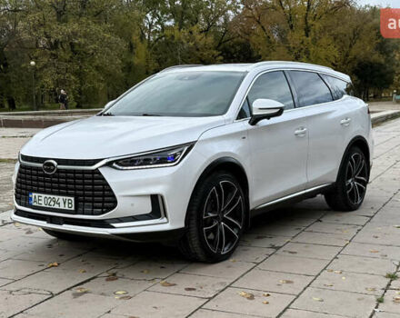 БИД Tang 2021 в Желтых Водах на Automoto.ua Белый БИД Tang, объемом двигателя 0 л и пробегом 75 тыс. км за 28900 $, фото 7 на Automoto.ua