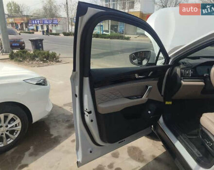 Белый БИД Tang, объемом двигателя 1.5 л и пробегом 2 тыс. км за 34500 $, фото 9 на Automoto.ua