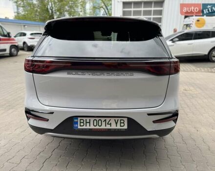 Белый БИД Tang, объемом двигателя 0 л и пробегом 2 тыс. км за 37000 $, фото 5 на Automoto.ua