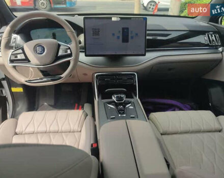 Белый БИД Tang, объемом двигателя 1.5 л и пробегом 2 тыс. км за 34500 $, фото 12 на Automoto.ua