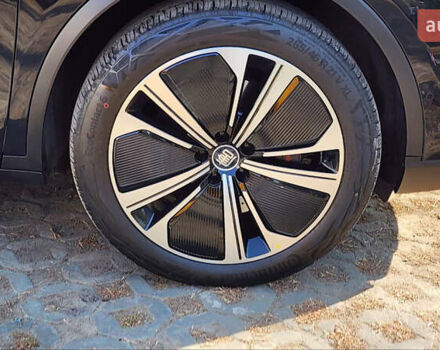 Черный БИД Tang, объемом двигателя 0 л и пробегом 10 тыс. км за 35900 $, фото 10 на Automoto.ua