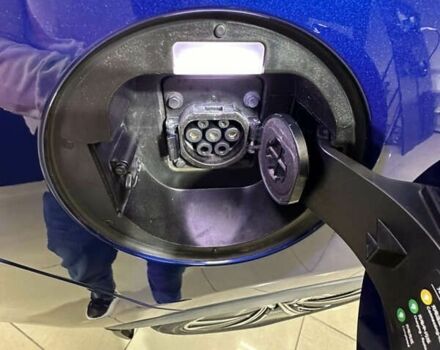 БИД Tang, объемом двигателя 0 л и пробегом 35 тыс. км за 31999 $, фото 16 на Automoto.ua