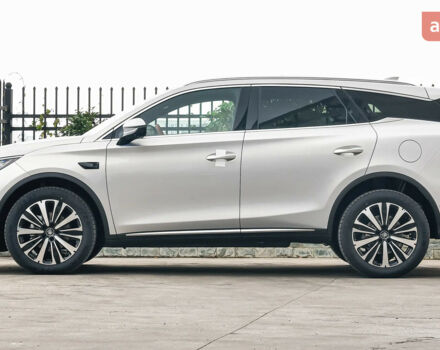 БИД Tang, объемом двигателя 1.5 л и пробегом 0 тыс. км за 36500 $, фото 5 на Automoto.ua